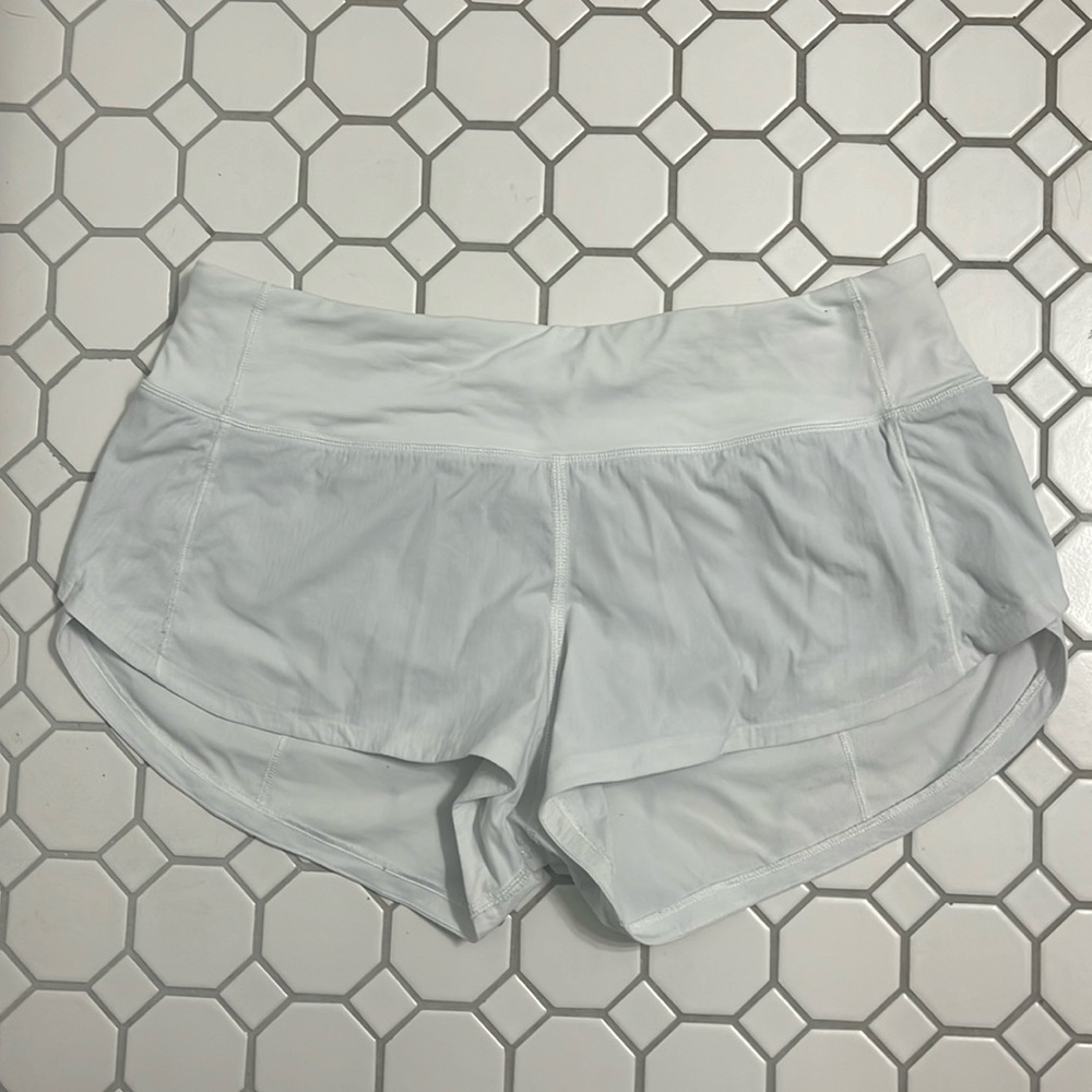 White lululemon speed ups size 4 2.5 inseam